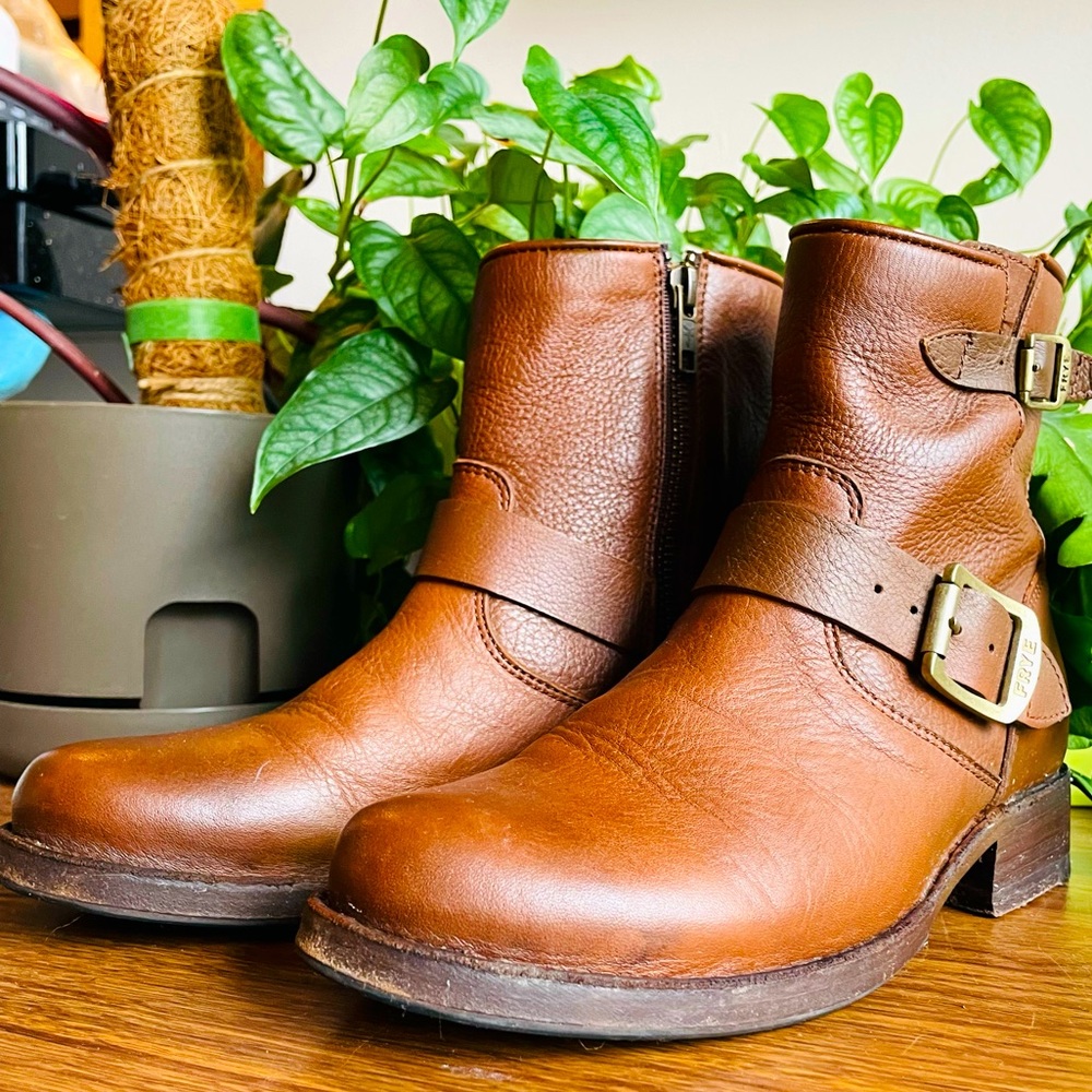 FRYE Vicky Engineer Boots - Women’s 7